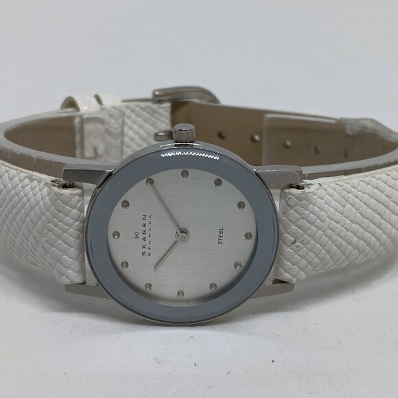 Skagen Denmark 39SSSD Women's 26mm Slim Profile Japanese Quartz Watch - Picture 6 of 11
